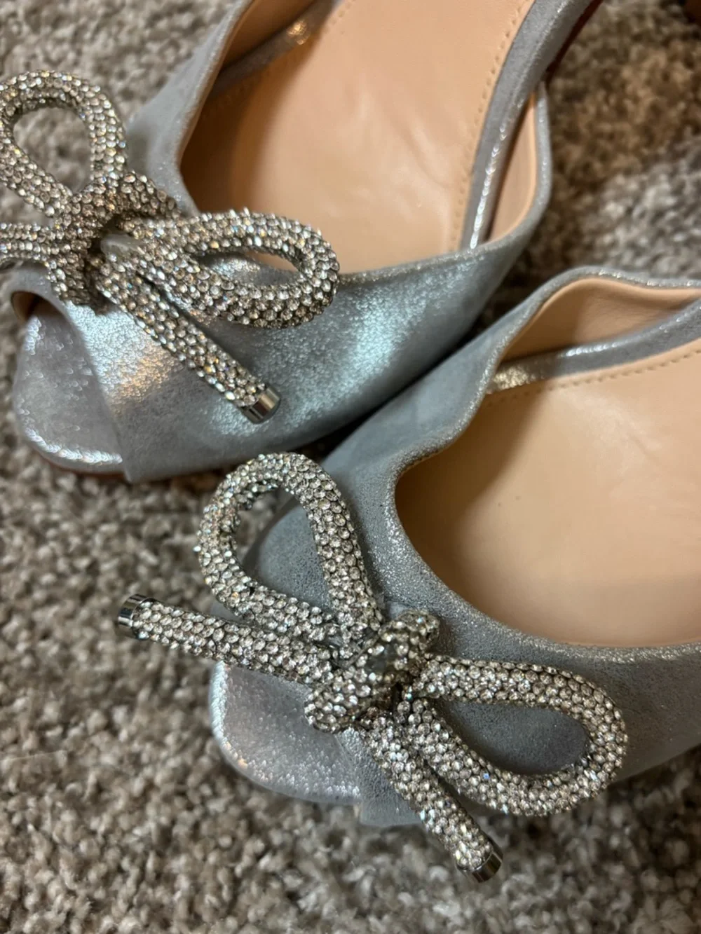 Veronica Beard Gadot Metallic Silver Rhinestone Bow Peep‎ Toe Heels